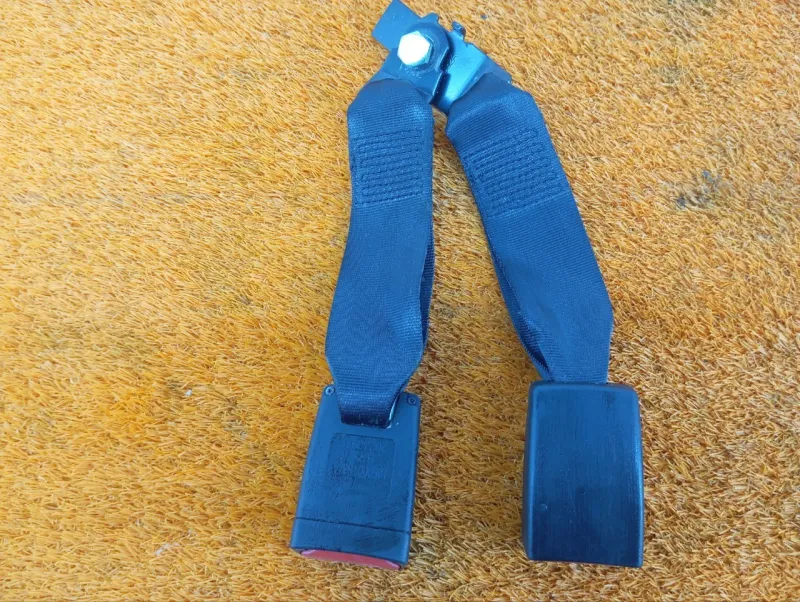 Ответная часть ремня безопасности