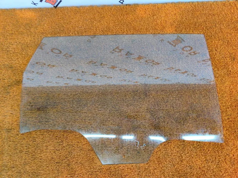 Стекло двери