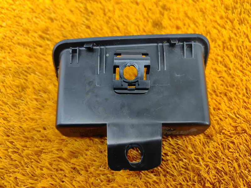 Ручка багажника