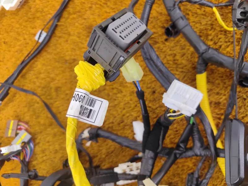 Проводка салона