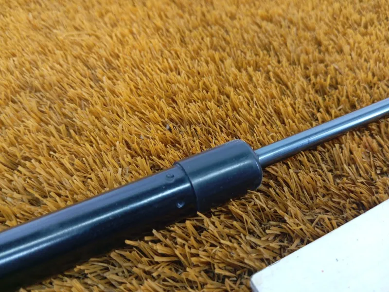 Амортизатор багажника