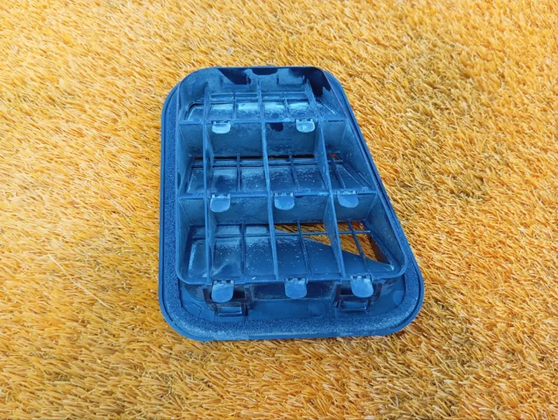 Решетка вентиляционная