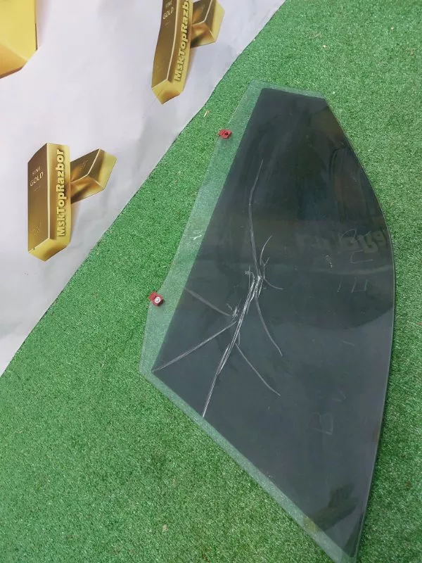 Стекло двери BMW 3-Series 1999 51338196026 E46, переднее правое