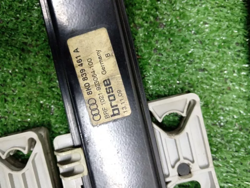 Стеклоподъемник Audi A4 2009 8K0839461 B8, задний левый