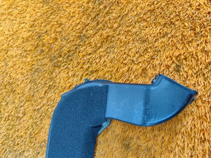 Воздуховод салона