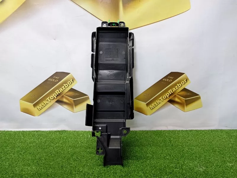 Кронштейн подлокотника