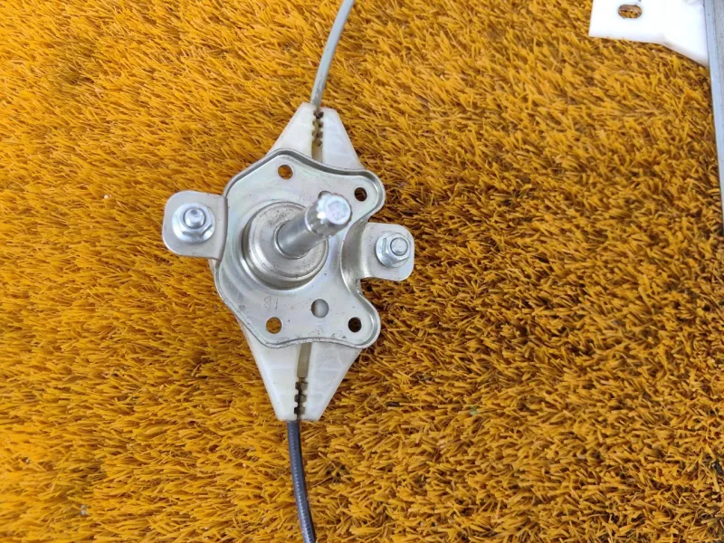 Стеклоподъемник