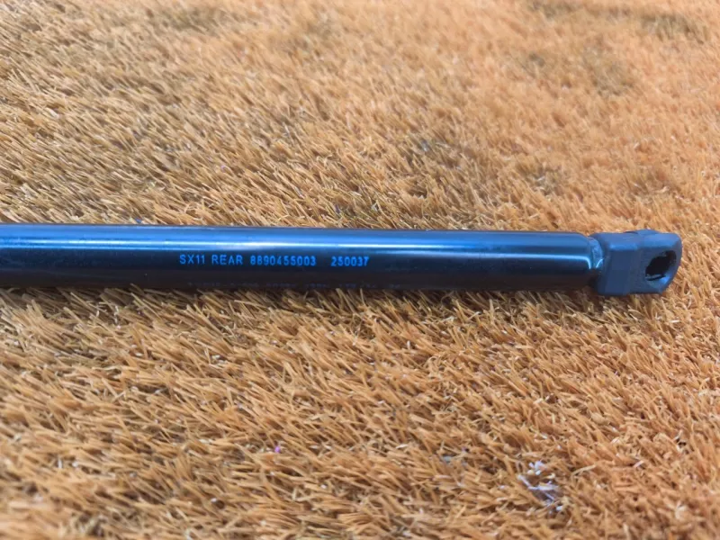 Амортизатор крышки багажника