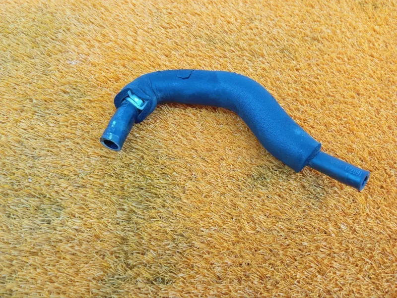 Патрубок впускного коллектора