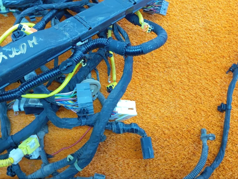 Проводка салона