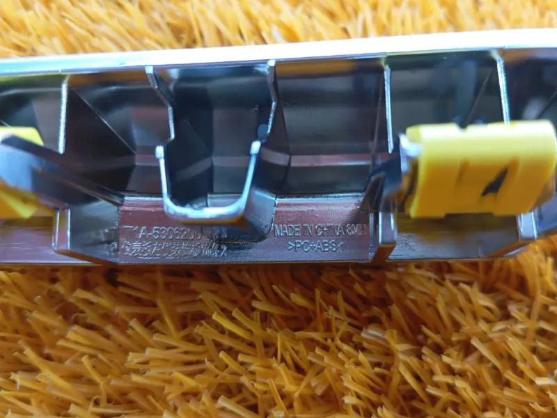 Накладка на торпедо