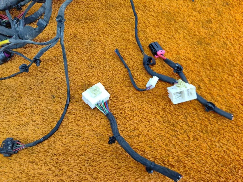 Проводка подкапотная