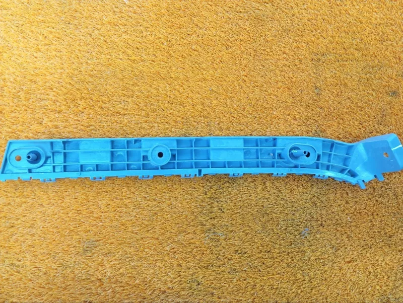 Крепление бампера