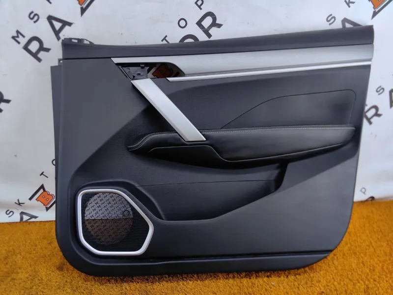 Обшивка двери