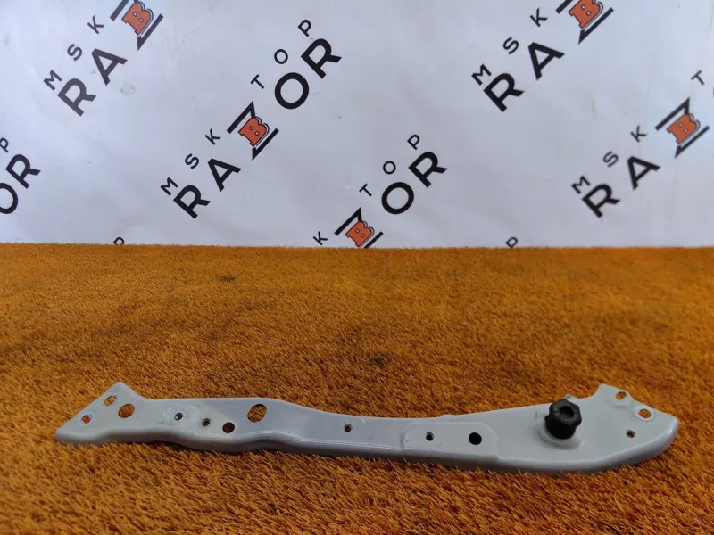 Крепление фары