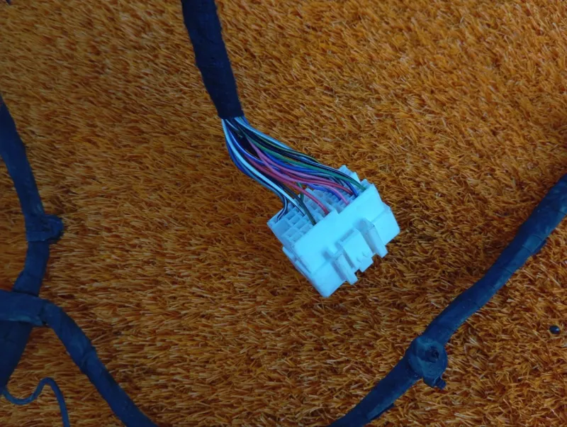 Проводка подкапотная