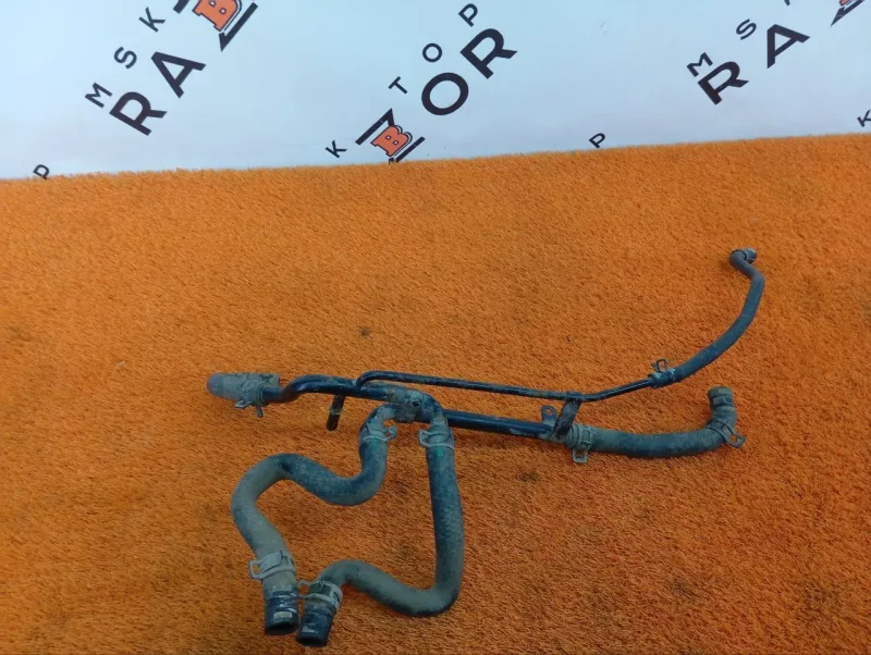 Трубка системы охлаждения