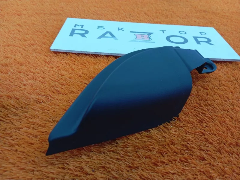 Уголок двери