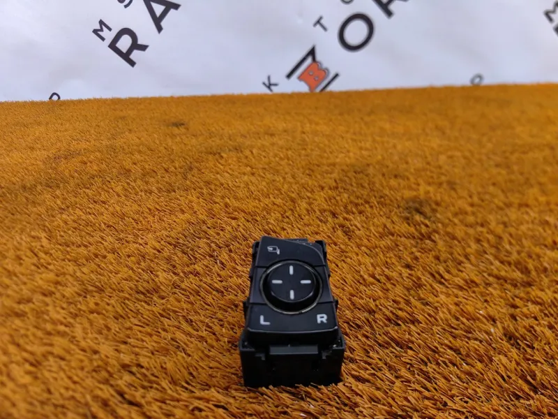 Джойстик регулировки зеркал