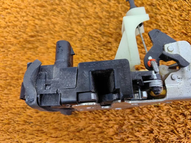 Замок двери