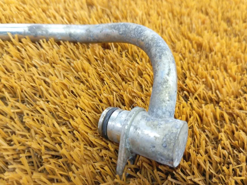 Трубка масляная