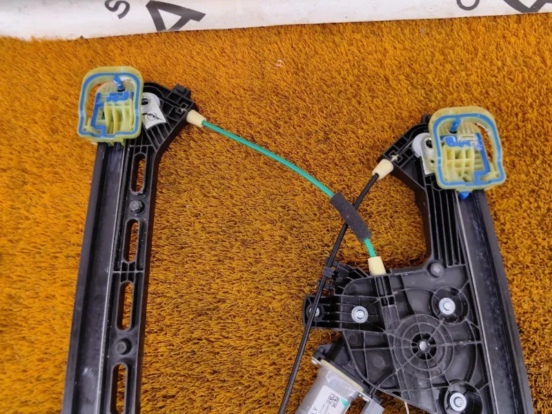 Стеклоподъемник