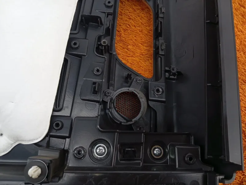 Обшивка двери