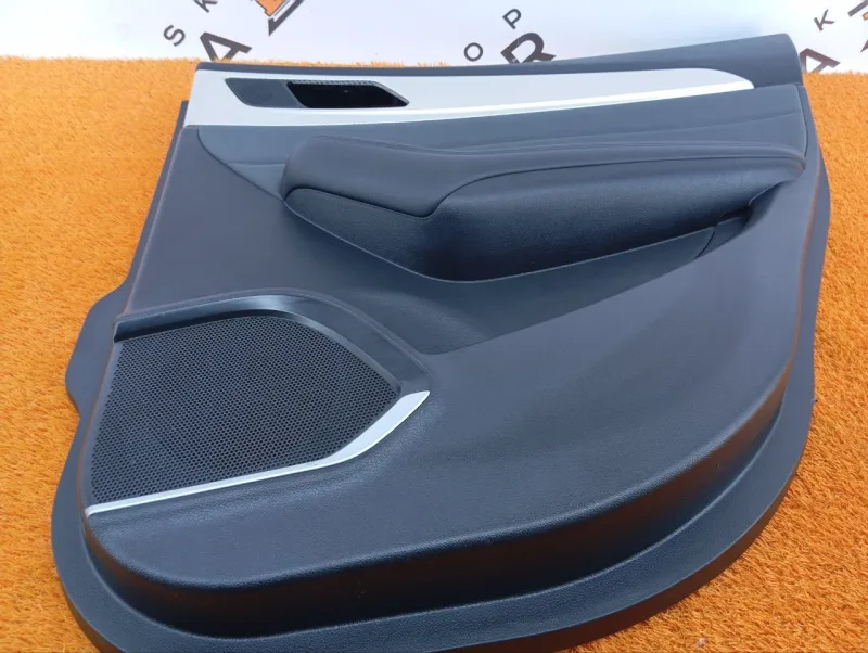 Обшивка двери