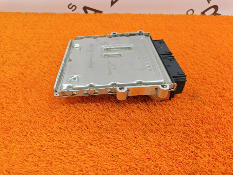 Блок управления двигателем