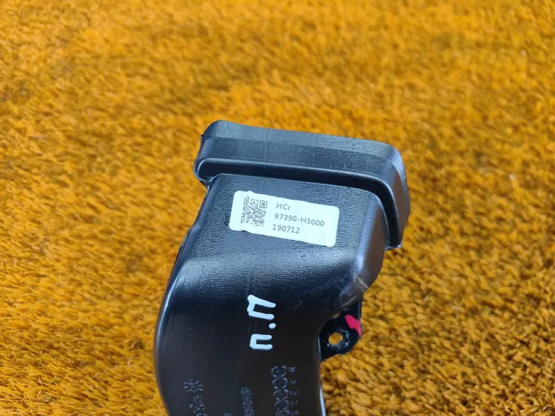 Воздуховод отопителя