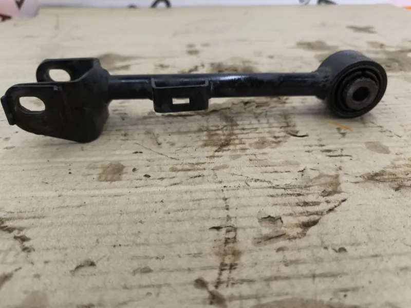 Рычаг подвески