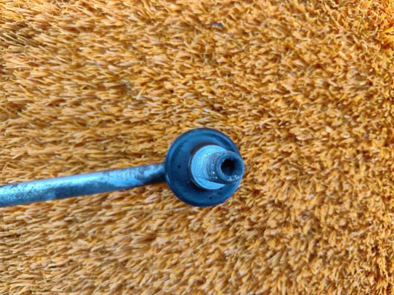 Стойка стабилизатора