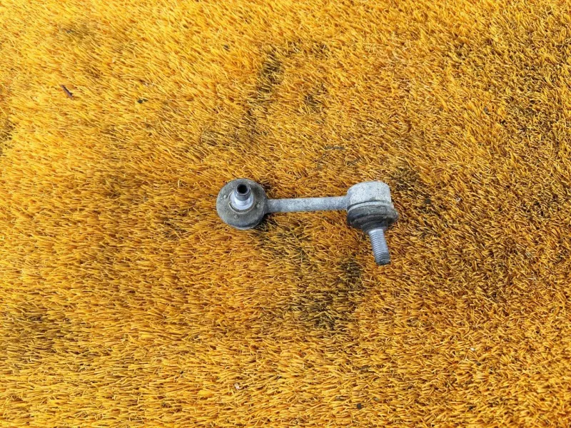 Стойка стабилизатора