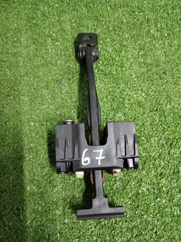 Ограничитель двери