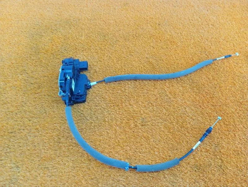 Замок двери