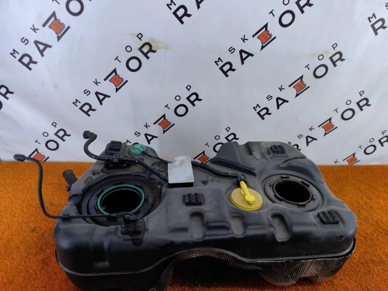 Бак топливный