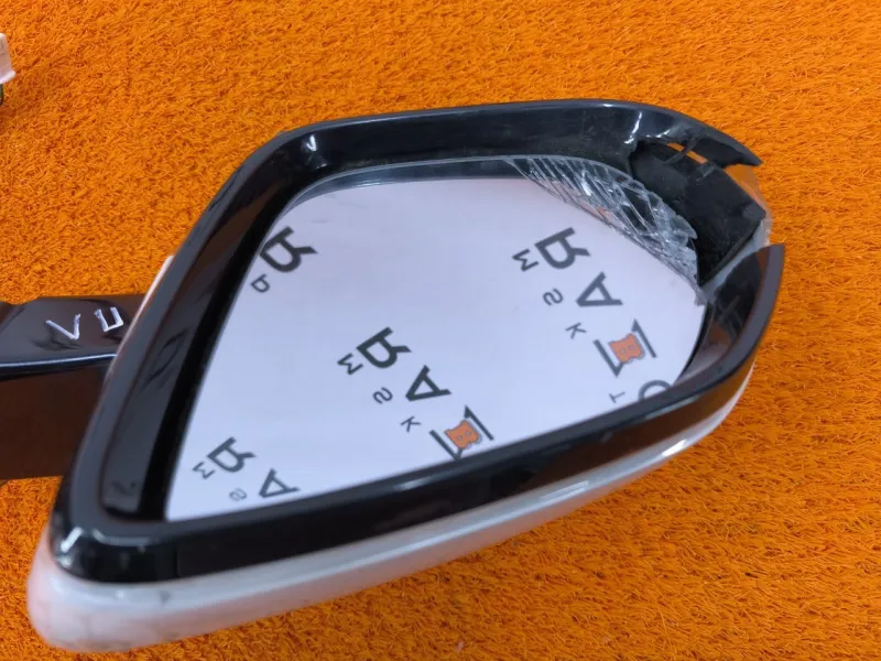 Зеркало боковое