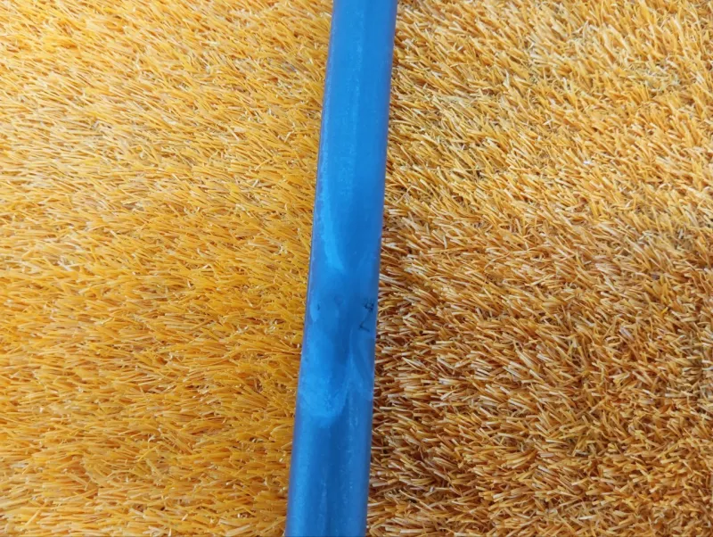 Уплотнитель капота