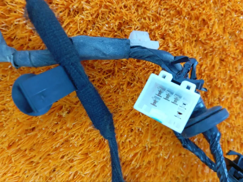 Проводка крышки багажника