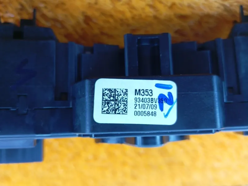 Переключатель подрулевой