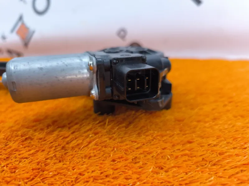 Стеклоподъемник