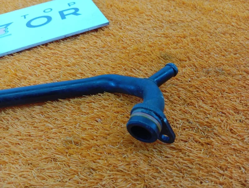 Трубка системы охлаждения