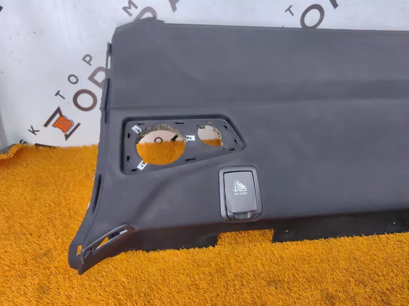 Полка багажника