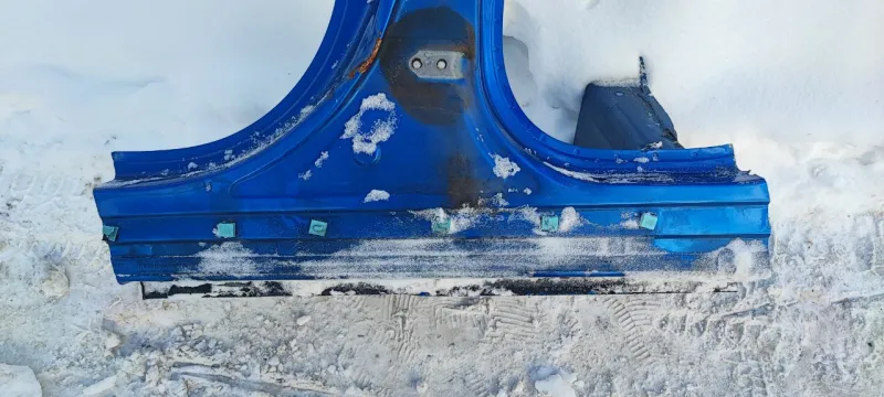 Порог с центральной стойкой