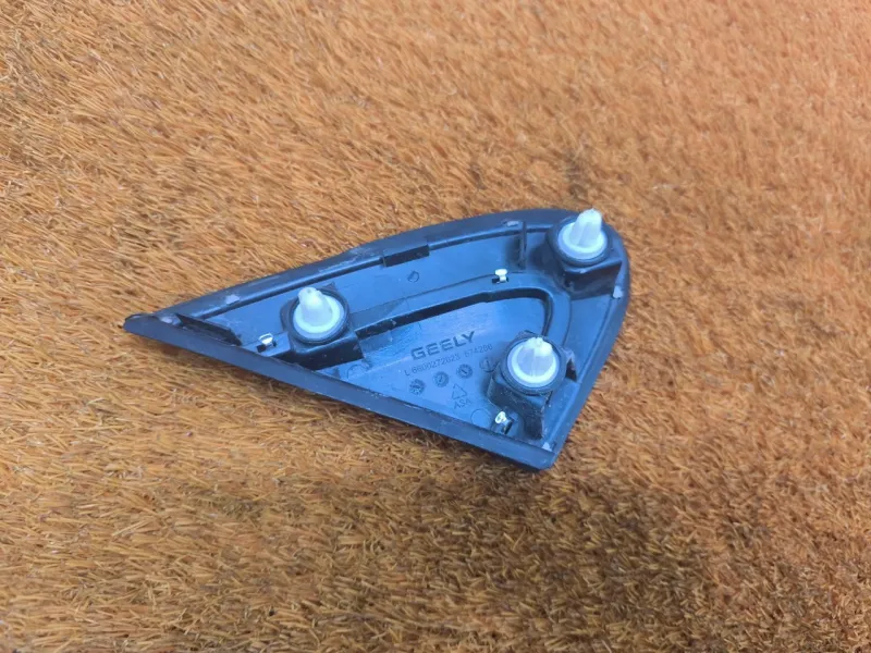 Молдинг двери