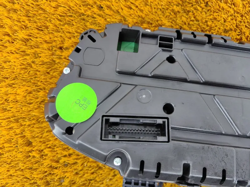 Панель приборов