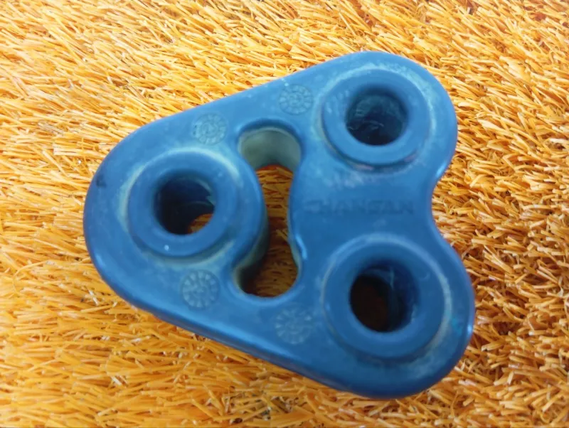 Крепление глушителя