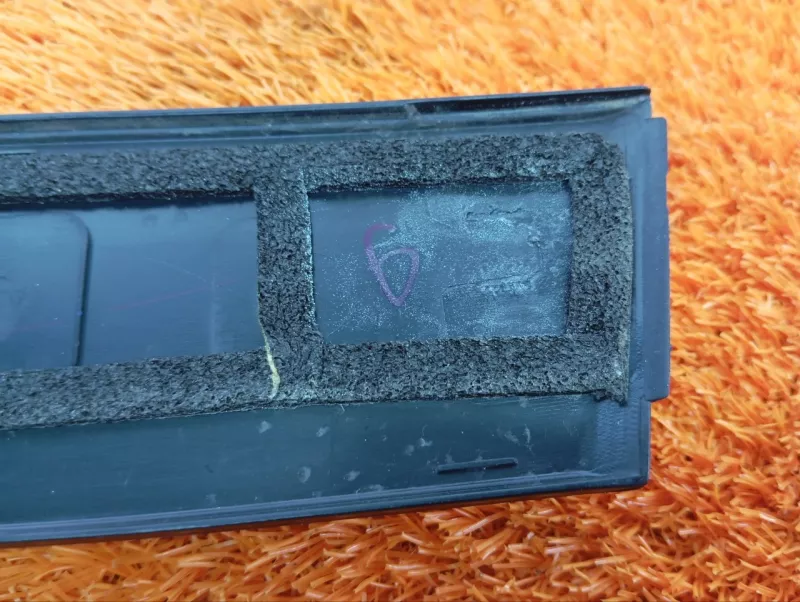 Молдинг двери