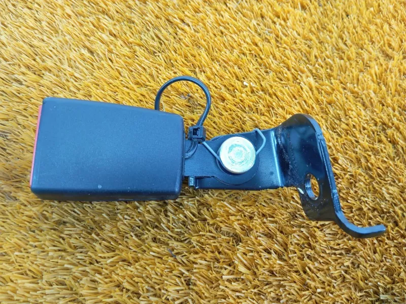 Замок ремня безопасности