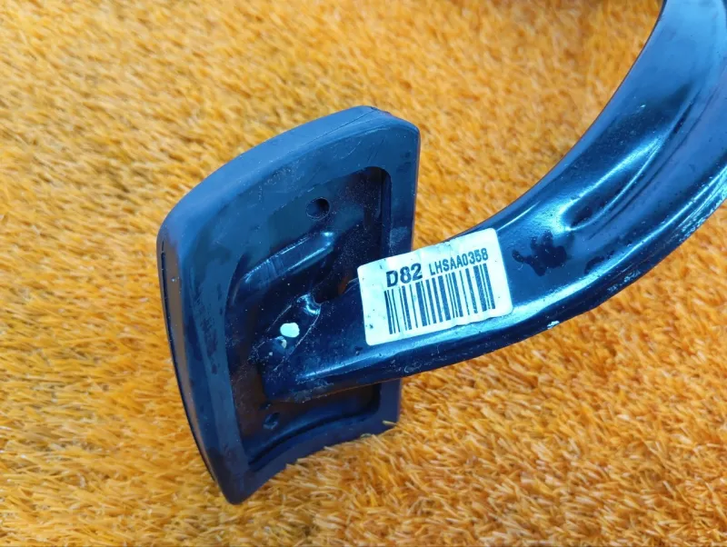 Педаль тормоза